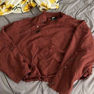 Nike pull over crop hoodie